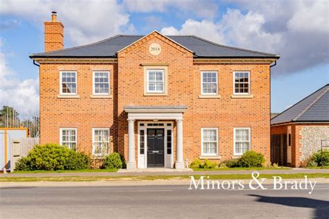 properties for sale in holt.